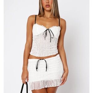 *White Fox Boutique* White Lace Skirt Set (NEW WITH TAGS)
